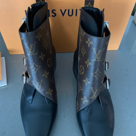 NEVER WORN Louis Vuitton Ankle Boots - Picture 4 of 8